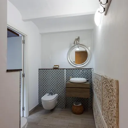 Casa Catalina בית הארחה 2*